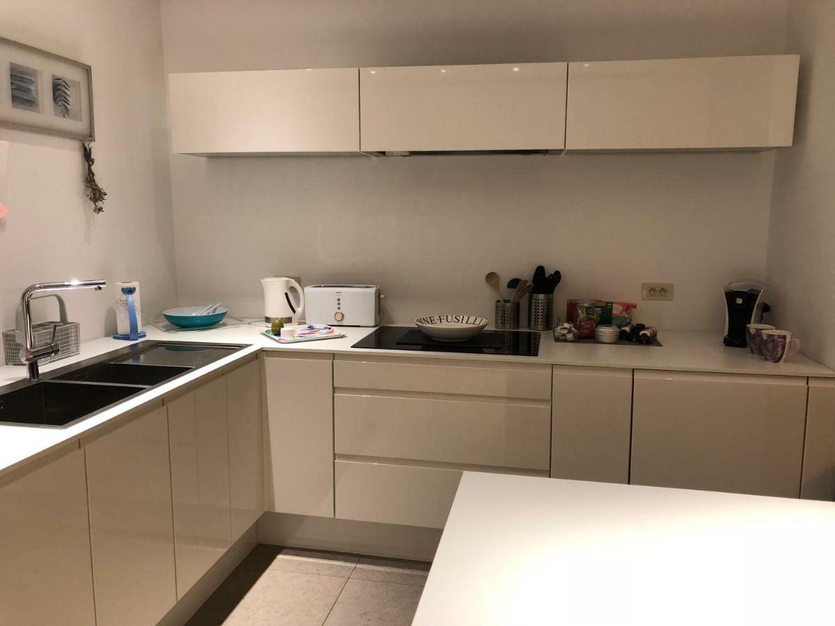 Cosy Comfort Modern Couple Privacy Walking Distance Center Kitchen Terrace Garden *