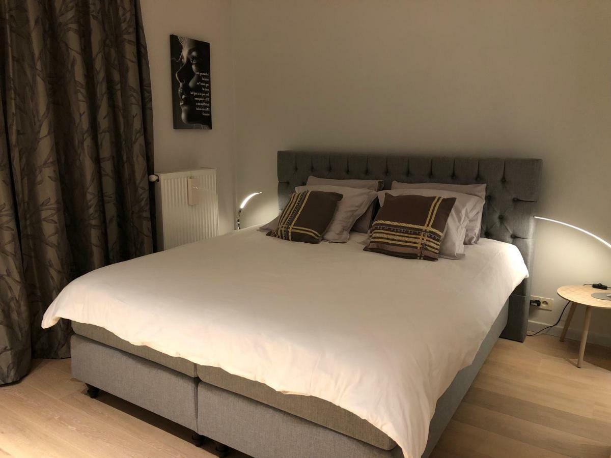 Cosy Comfort Modern Couple Privacy Walking Distance Center Kitchen Terrace Garden Bruges